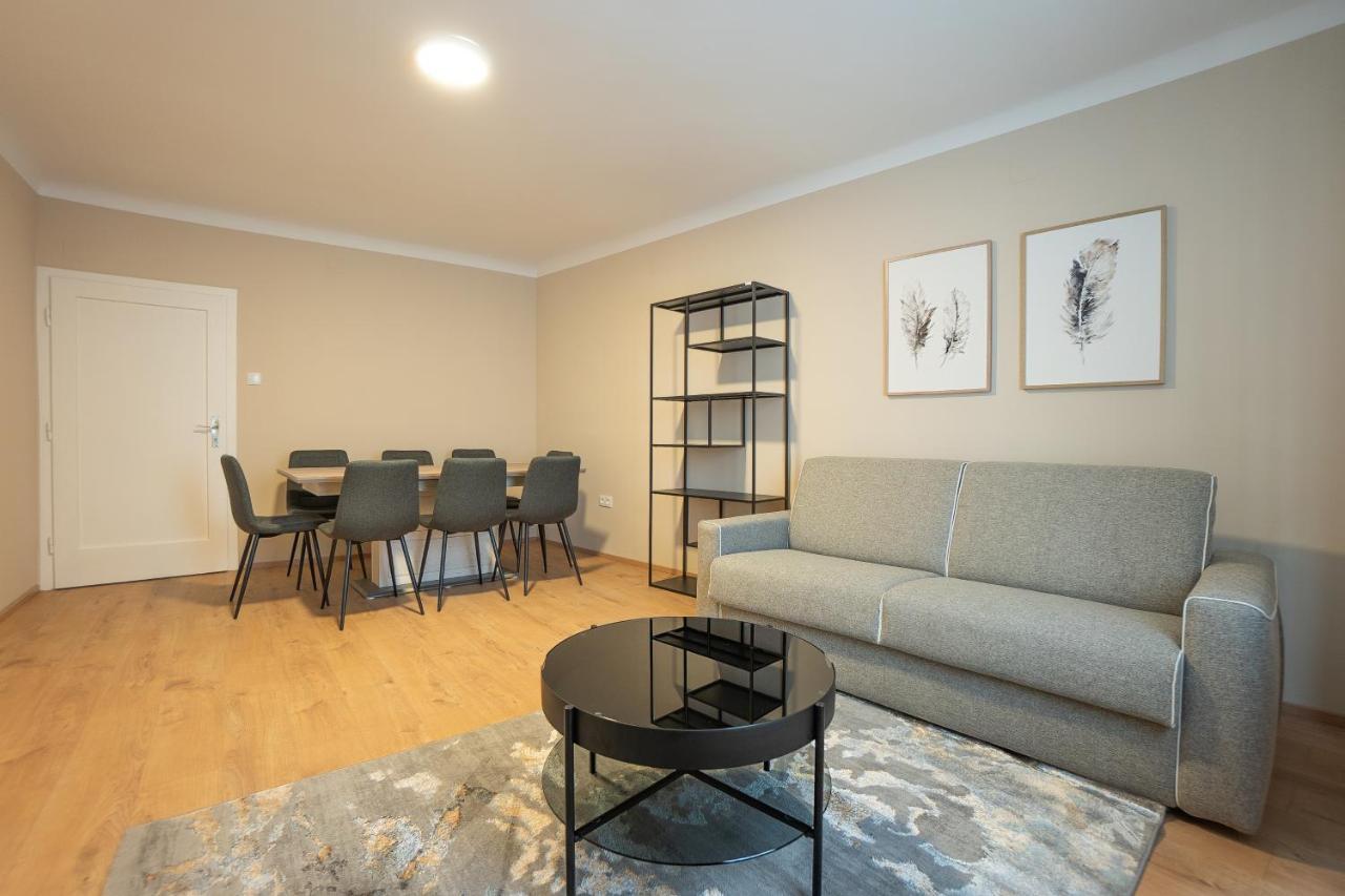 A 2-Bedroom Apartment With A King-Size Bed And A Balcony Is Located Just A 15-Minute Walk From Stephansplatz. Βιέννη Εξωτερικό φωτογραφία