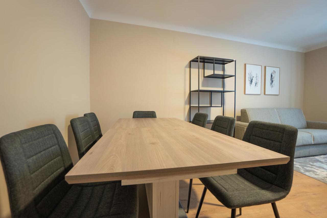 A 2-Bedroom Apartment With A King-Size Bed And A Balcony Is Located Just A 15-Minute Walk From Stephansplatz. Βιέννη Εξωτερικό φωτογραφία