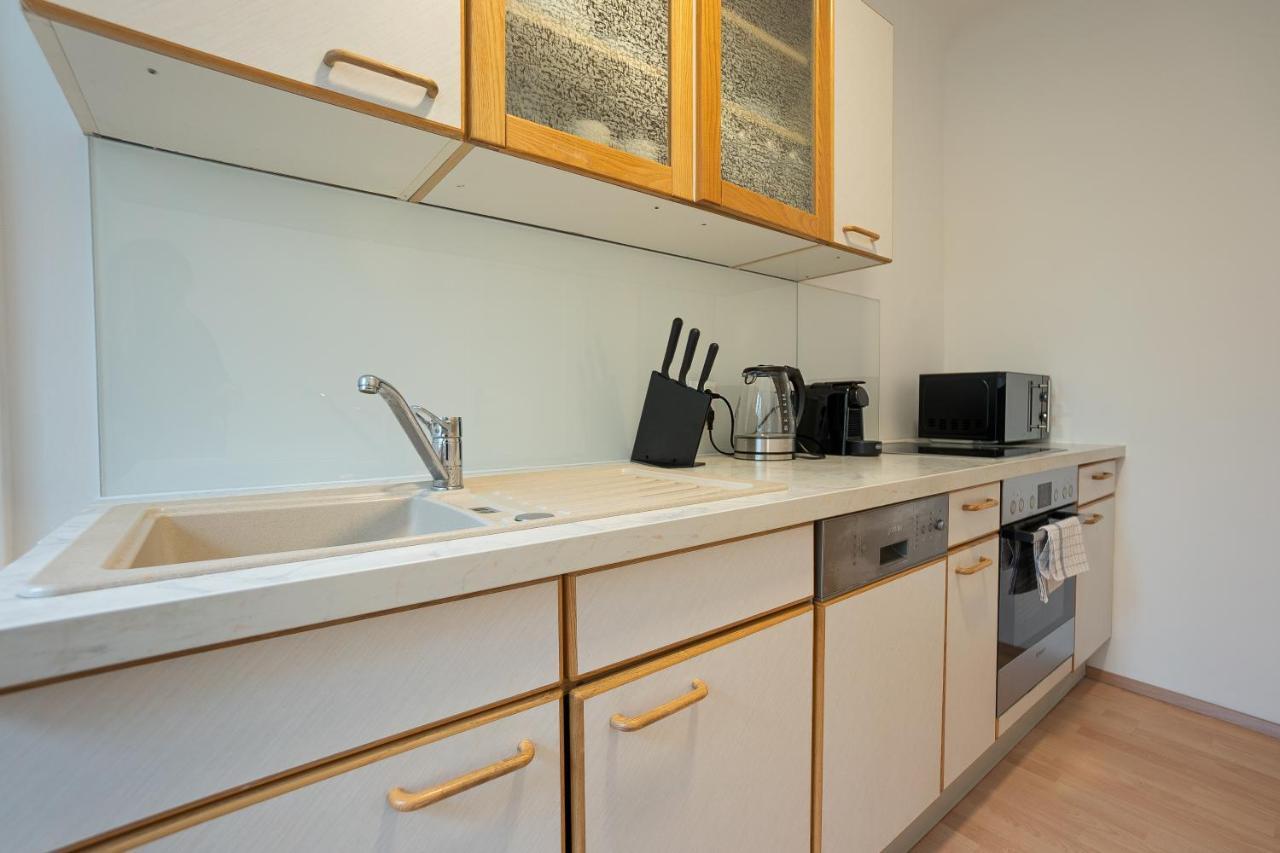 A 2-Bedroom Apartment With A King-Size Bed And A Balcony Is Located Just A 15-Minute Walk From Stephansplatz. Βιέννη Εξωτερικό φωτογραφία